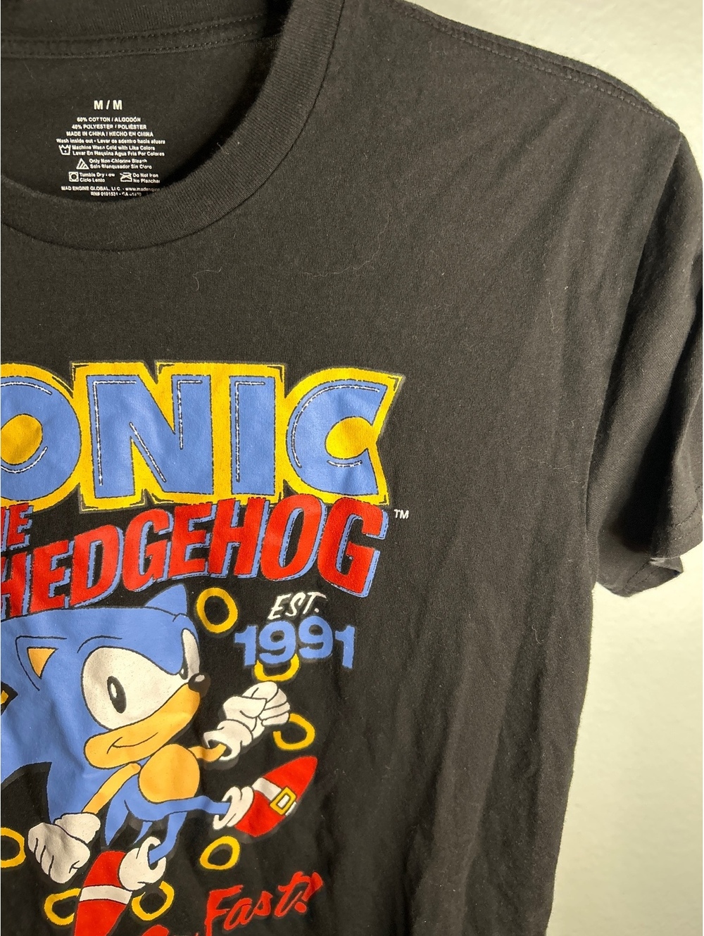 Mad Engine Sonic the Hedgehog Graphic T-Shirt Medium